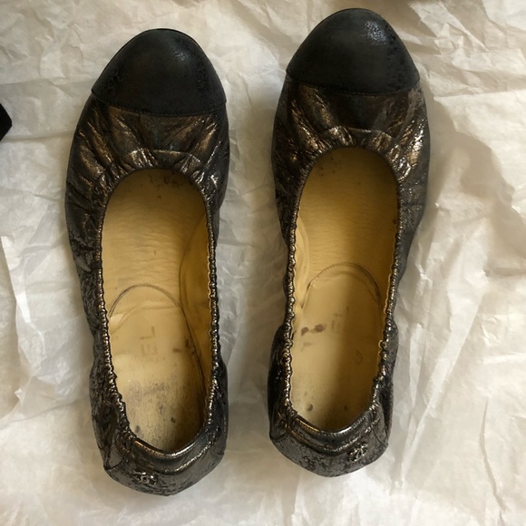 Chanel shoes size 40 please read below - Picture 2 of 4